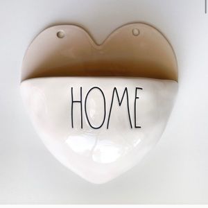 NWT Rae Dunn Home Heart Wall Hanging Planter